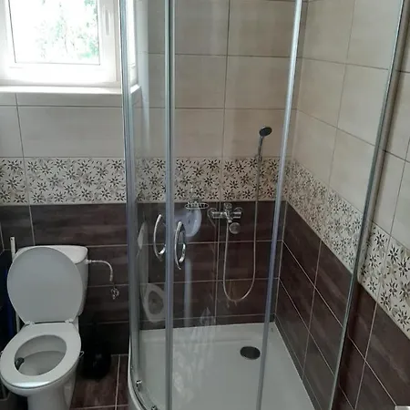 Radmanovac 2 *